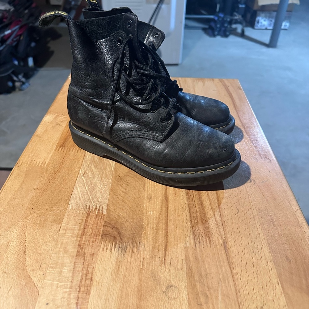 Dr.  Martens Pascal - Picture 4 of 8